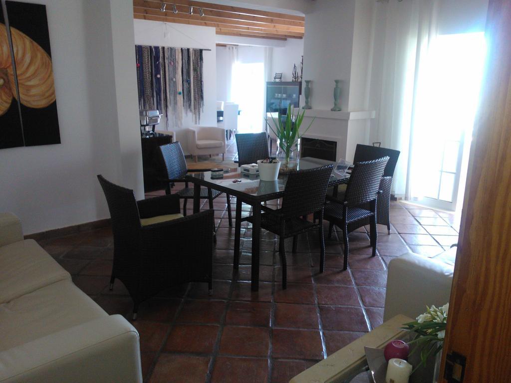 Quinta Da Moura Casa-De-Campo Guest House Тавира Екстериор снимка