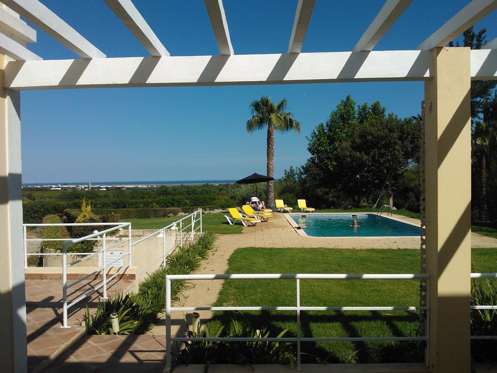 Quinta Da Moura Casa-De-Campo Guest House Тавира Екстериор снимка