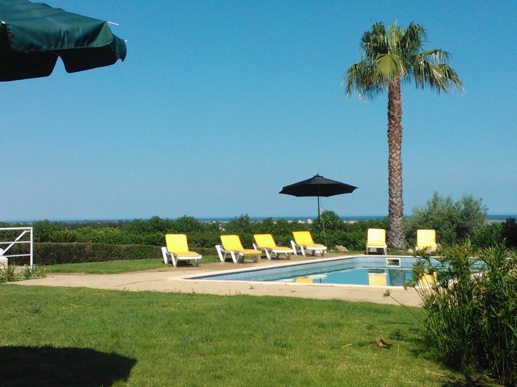 Quinta Da Moura Casa-De-Campo Guest House Тавира Екстериор снимка