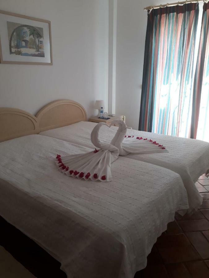 Quinta Da Moura Casa-De-Campo Guest House Тавира Екстериор снимка