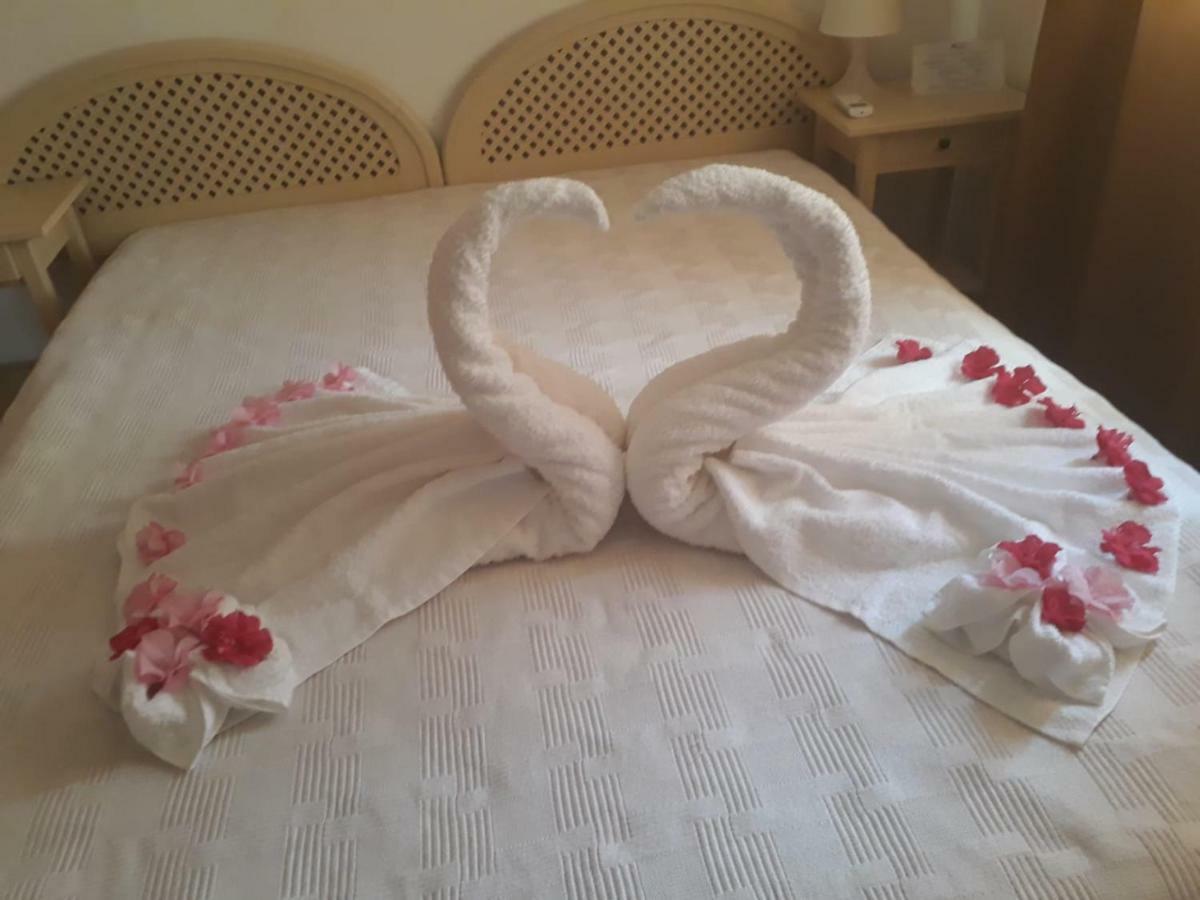 Quinta Da Moura Casa-De-Campo Guest House Тавира Екстериор снимка